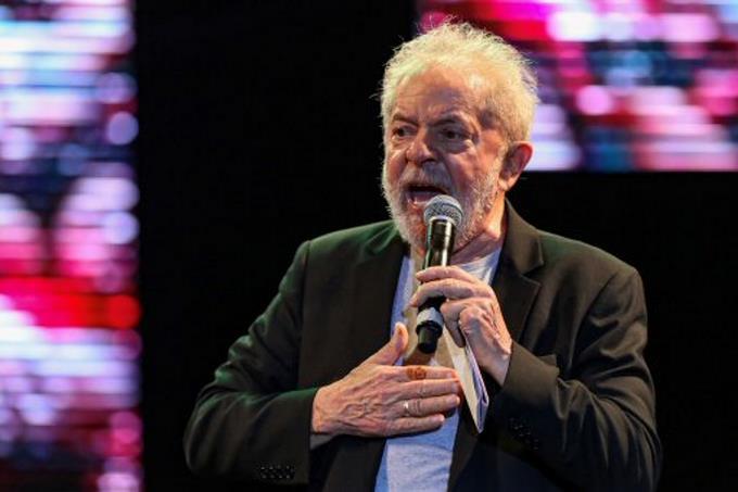 Lula llama a Bolsonaro "psicópata" y lo compara con Jim Jones