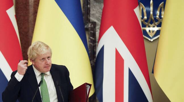 Ukraine-Russia conflict LIVE: Boris Johnson is due to speak with Vladimir Putin by phone…
