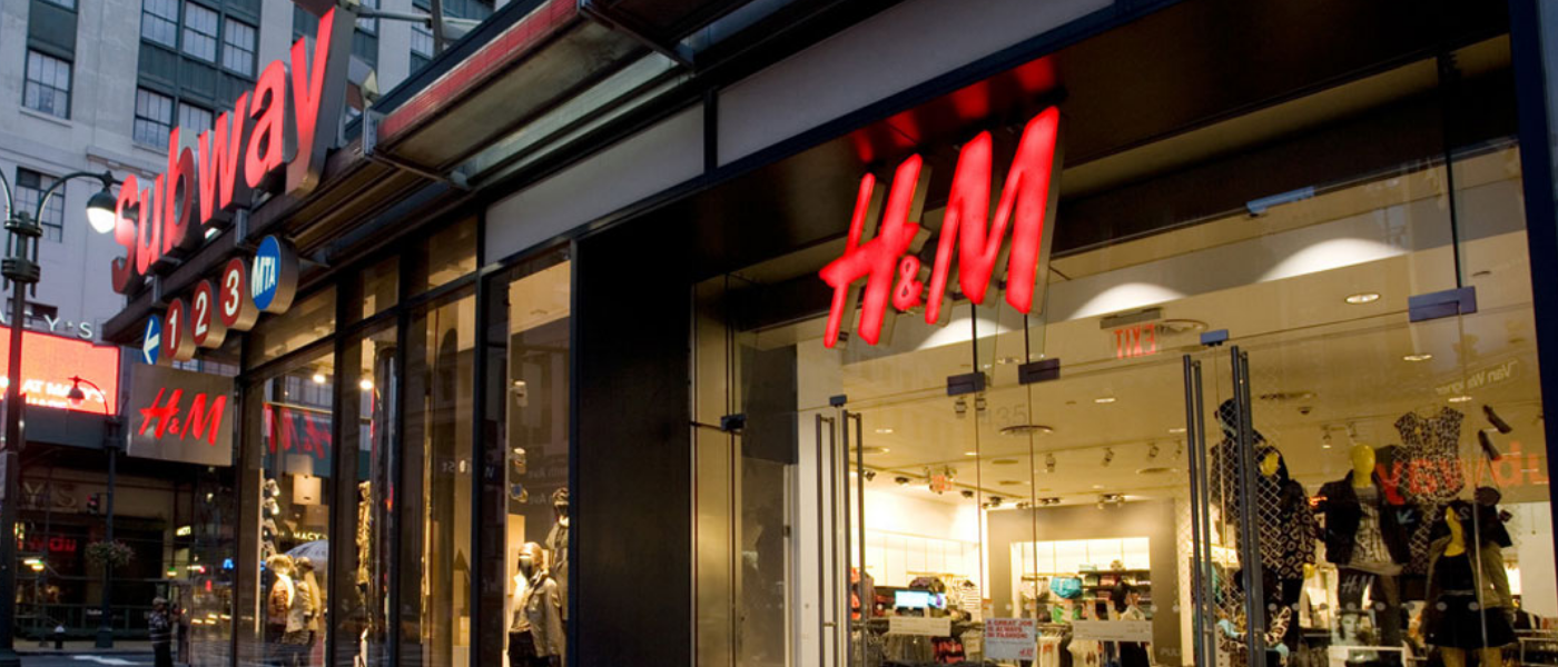 H&M opens its first outlet
