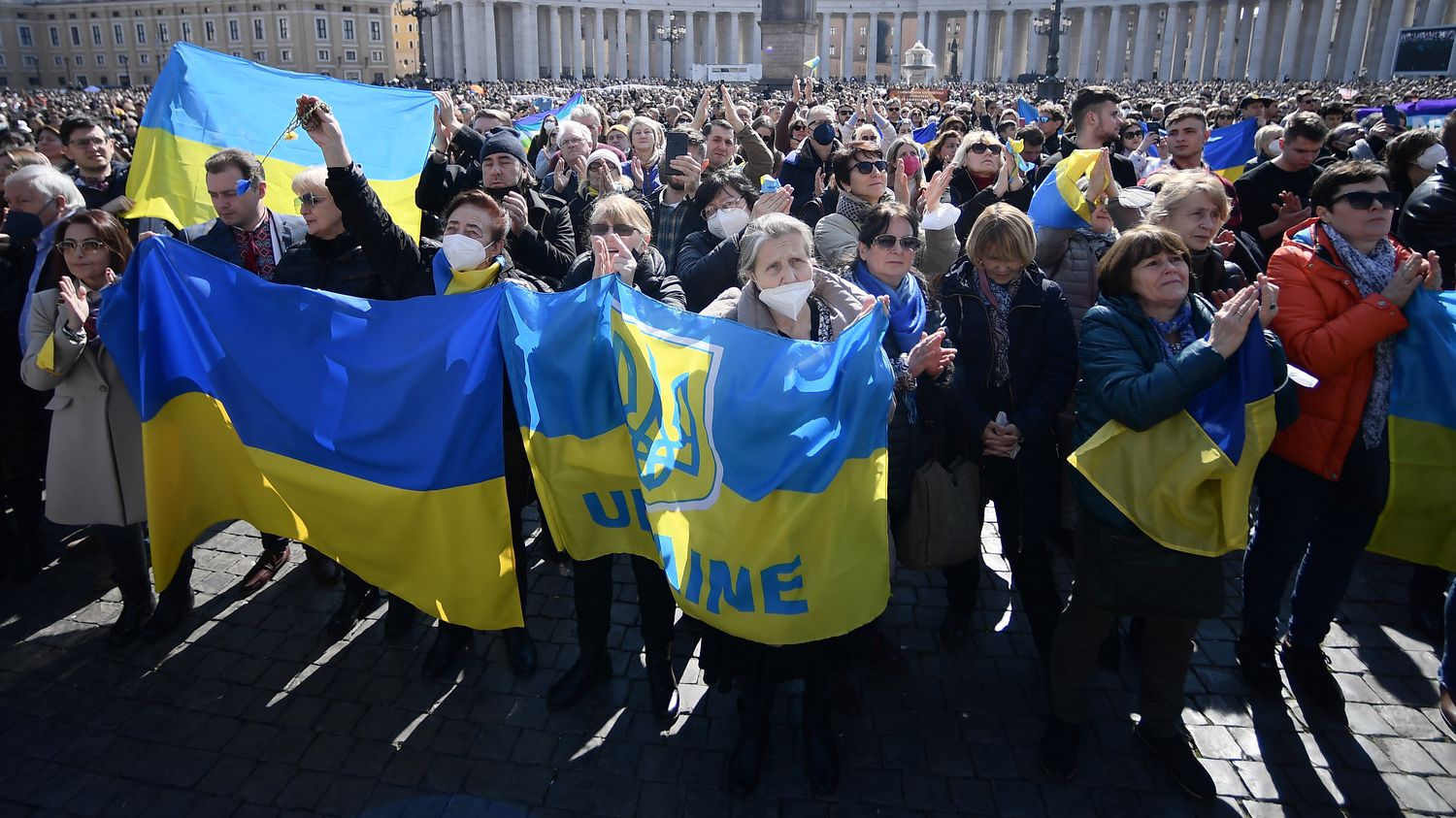 War in Ukraine: Pope deplores &amp;quot;rivers of blood&amp;quot; and calls for humanitarian  corridors