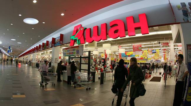 Why do Auchan, Decathlon and Leroy Merlin remain open in Russia?
