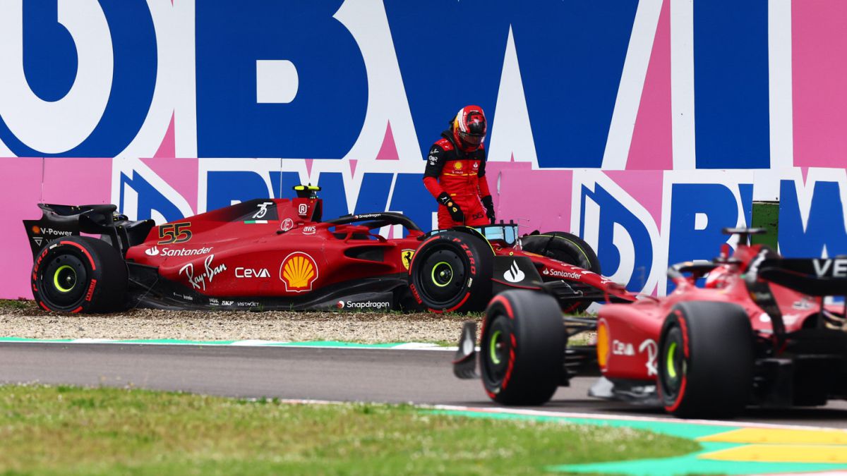Carlos Sainz y Charles Leclerc (Ferrari F1-75). Ímola, Italia. F1 2022.