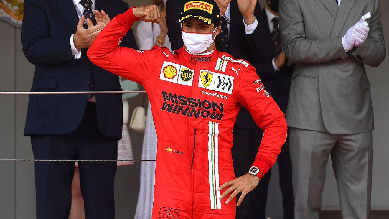 Carlos Sainz risks the future in Ferrari at the Imola GP
