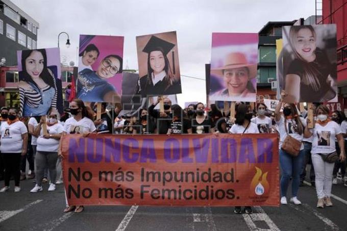 Costa Rica aprueba ley para reparar a las familias de víctimas de femicidio
