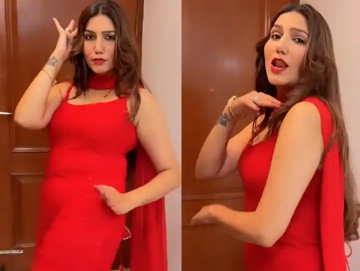 Sapna Choudhary, dressed as a new bride, looked beautiful in a red suit, see video

