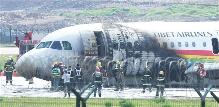 China: Passenger plane crashes during take-off (video)
