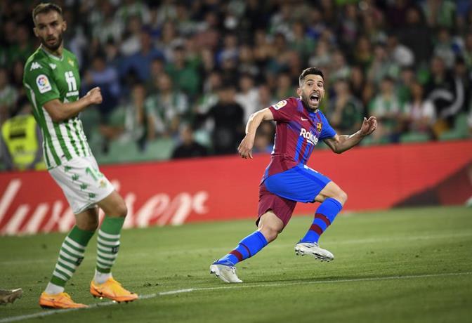 Barcelona beats Betis 2-1 in extremis;  ensures a place in the Champions


