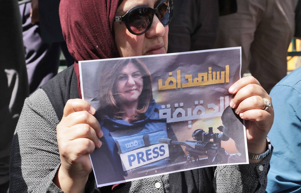 Journalist murdered by Israeli forces
