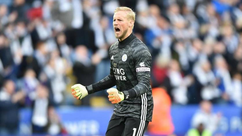 Leicester look to a Spaniard to replace Kasper Schmeichel
