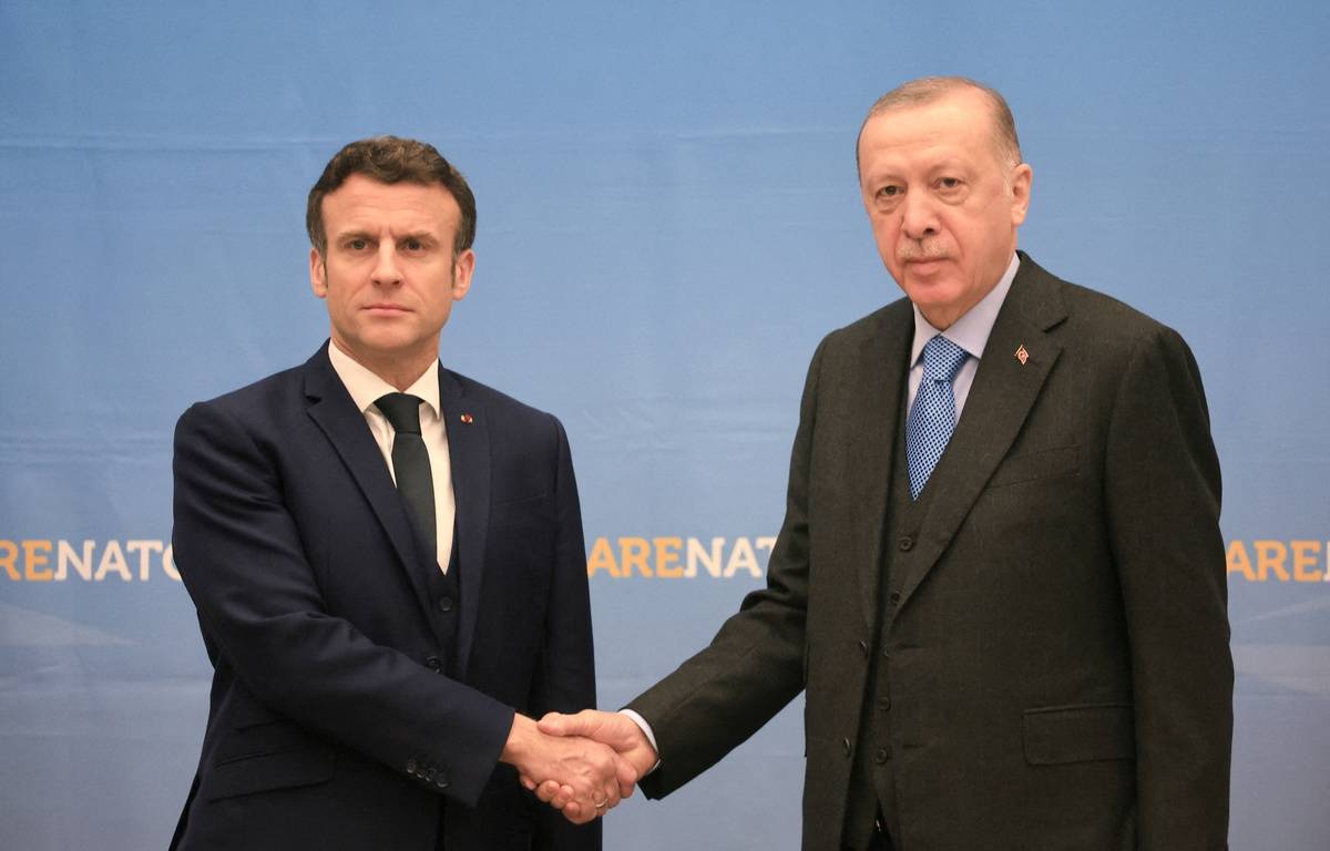 Macron will talk by phone this Thursday with Erdogan on NATO
