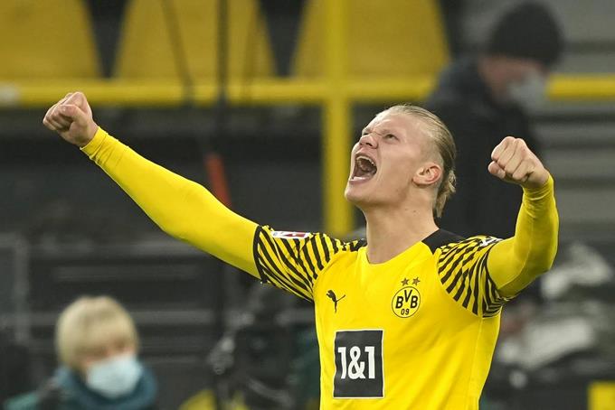 Manchester City confirm the signing of Erling Haaland from Borussia Dortmund


