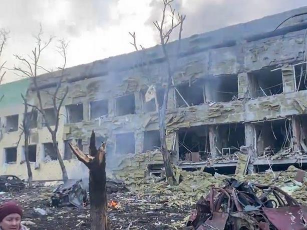 Más de 100 hospitales destruidos por bombardeos de Rusia, según Ministerio de Salud ucraniano