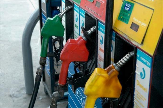 Permanecen congelados los precios de gasolina premium y regular