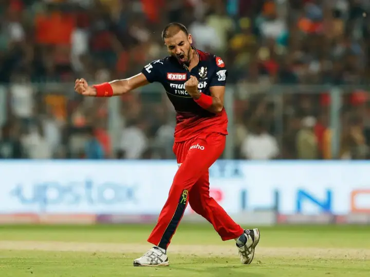 RCB had given Harshal a lot of responsibility in the death overs, know how he took the wickets even when nervous

