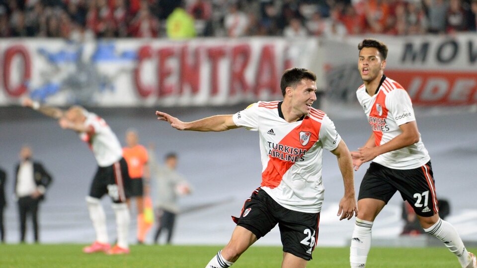 River beat Platense with a penalty that generated controversy
