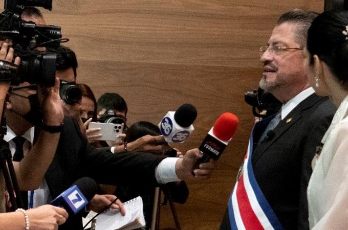 Rodrigo Chaves asume la presidencia de Costa Rica