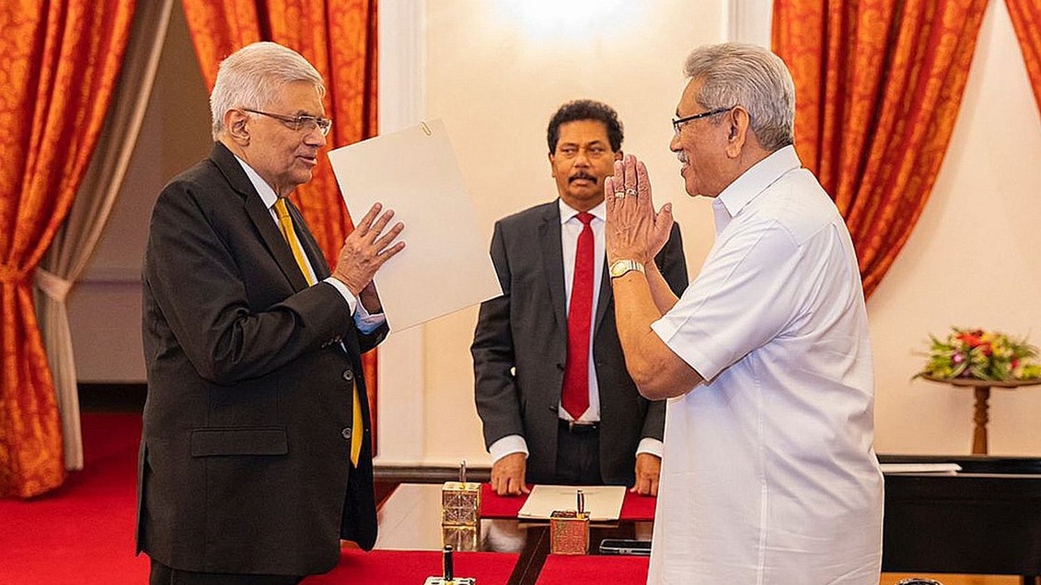 Sri Lanka: a new Prime Minister appointed in the midst of an economic crisis
