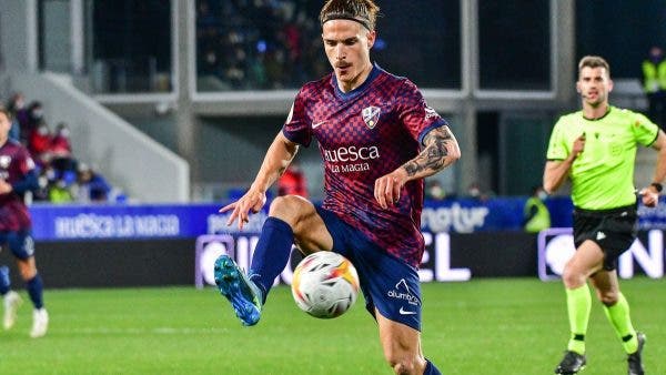 Anil Murthy signings