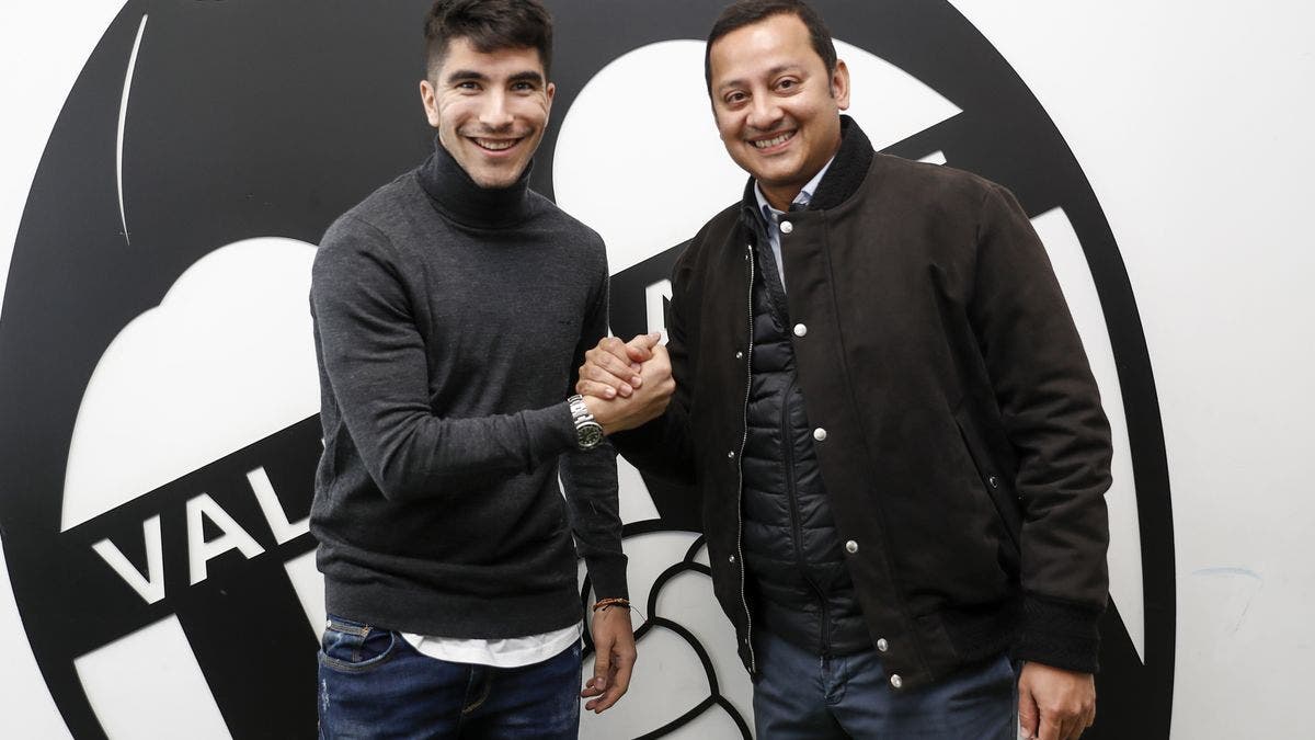 The position of Carlos Soler to the audios of Anil Murthy
