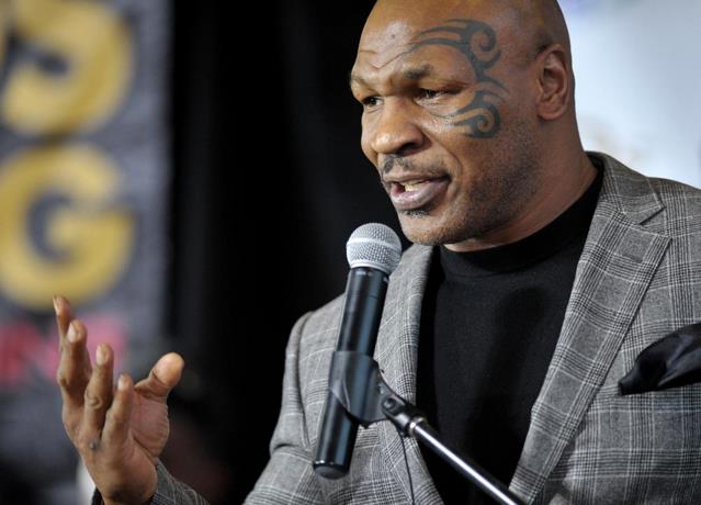 Tyson won't face charges for hitting passenger on plane


