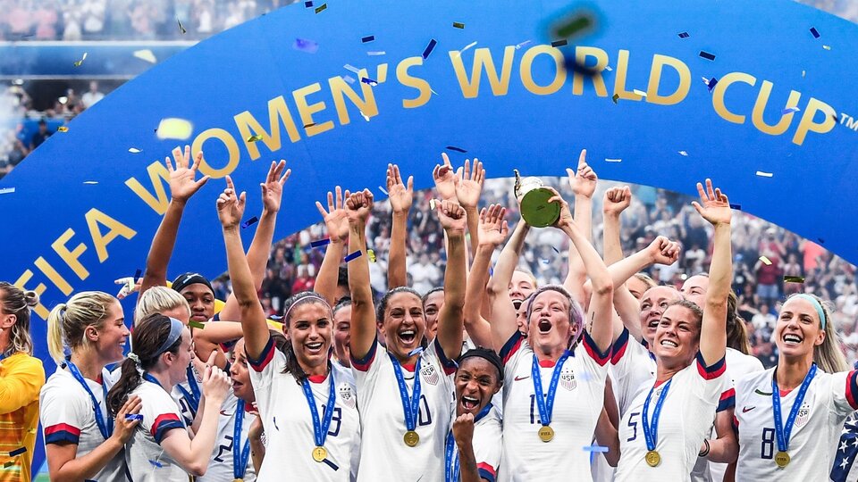 usa-announced-salary-parity-for-its-male-and-female-soccer-teams