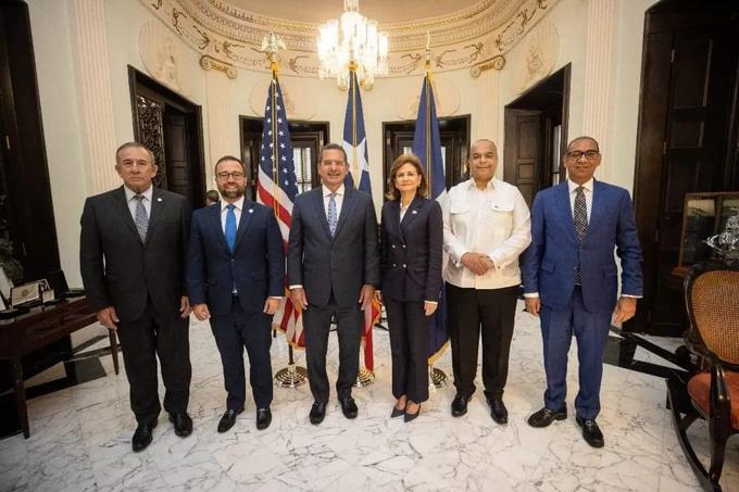 Vice presidenta Raquel Peña se reúne con Gobernador y comunidad dominicana en PR