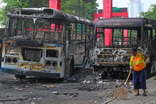 Violent protests in Sri Lanka, 7 killed, 217 injured
