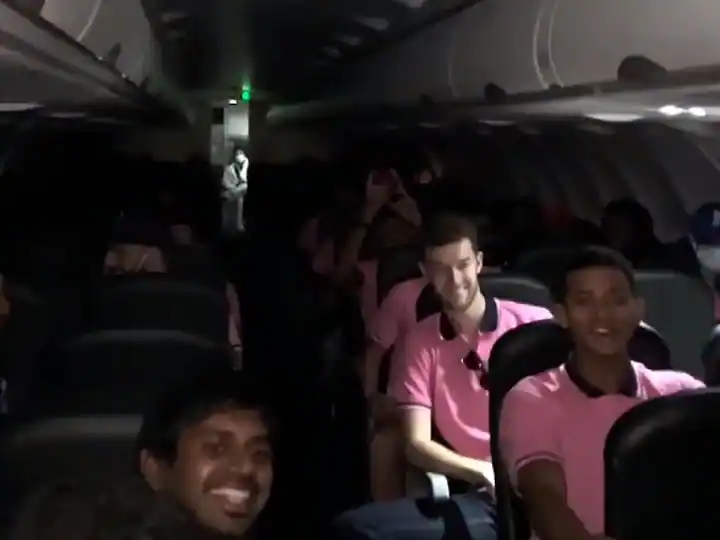 Watch: Rajasthan Royals flight gone wrong, video shared with 'Land Kara De' meme

