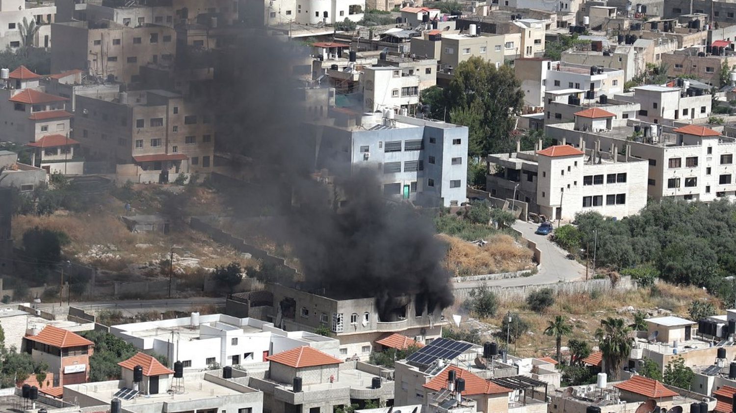 West Bank: one injured in clashes between Palestinians and the Israeli army in Jenin
