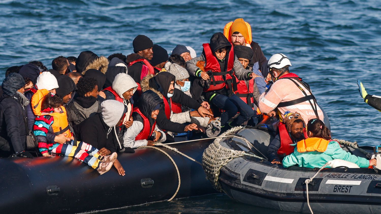 European Union: irregular entries up 82% from January to May, according to Frontex
