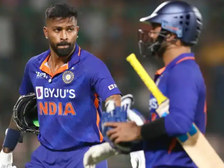 Hardik Pandya was attacked for not taking a hit on Dinesh Karthik, he lashed out fiercely on social media

