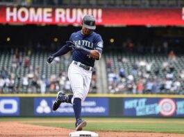 Julio Rodríguez hits 12 homers in Seattle's win over Orioles


