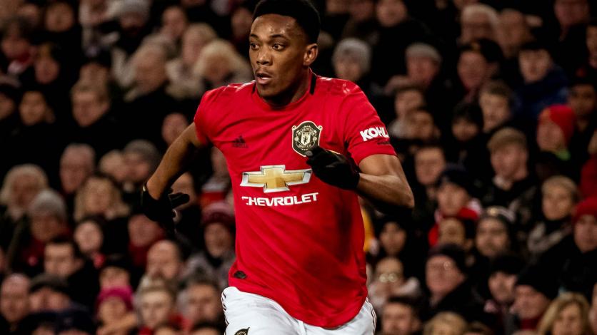 Manchester United lowers the price of Martial
