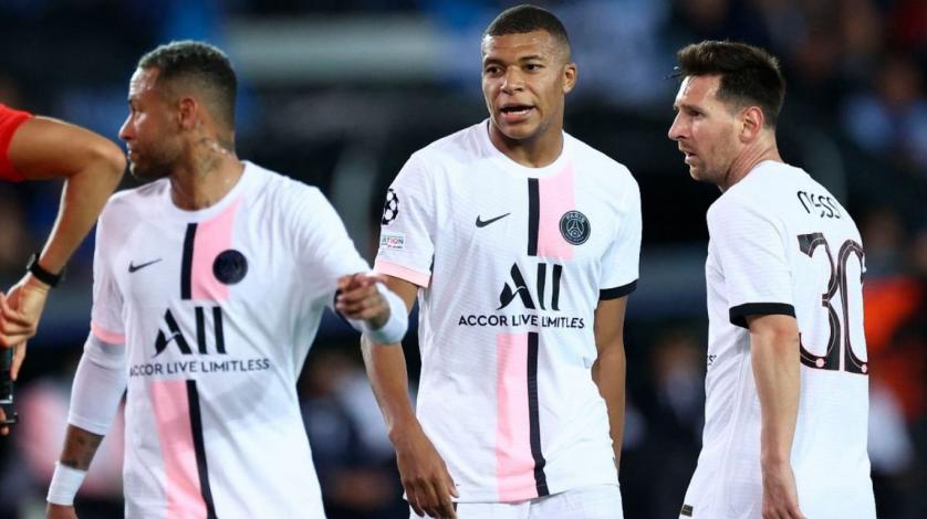 PSG, close to closing its third signing: Neymar's replacement?
