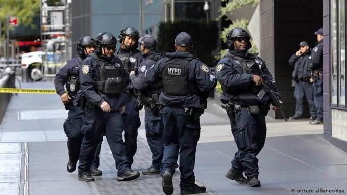 Policías en EEUU que no lean el derecho al silencio no podrán ser demandados