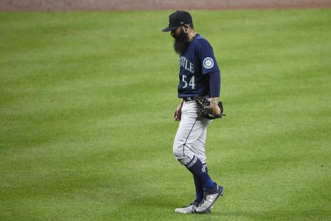 The Seattle Mariners release Mexican reliever Sergio Romo



