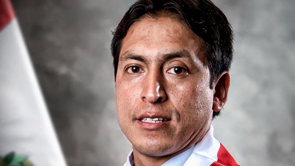 A Peruvian congressman was denounced for rape of a Parliament employee

