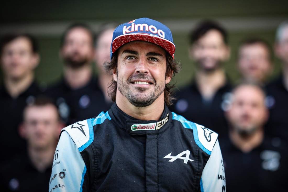 Alpine bosses change plans with Fernando Alonso beyond 2023
