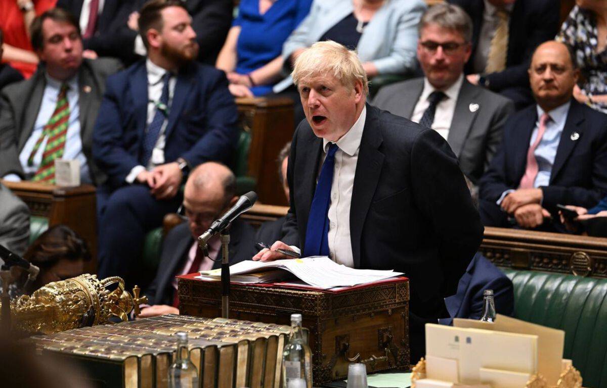 Boris Johnson refuses to resign despite calls from his ministers
