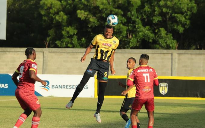 Cibao FC, Delfines y Moca cierran la serie regular con triunfos en la LDF