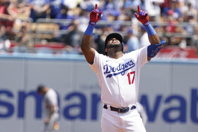 Dodgers attack early and avoid sweep against Nationals, Alberto drives in two


