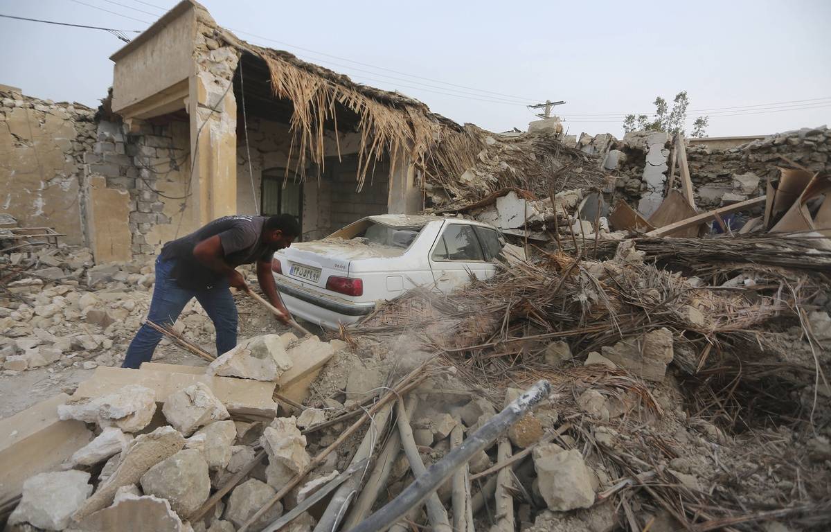 Five dead and injured in a magnitude 6 earthquake in Iran
