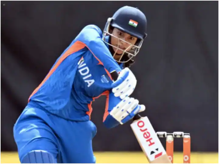 India beat Pakistan to keep medal hopes alive, Mandhana played a stormy tackle

