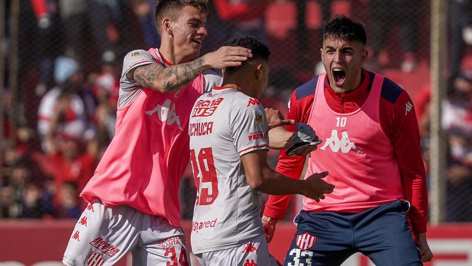 Professional League: Unión thrashed Lanús in a duel of substitutes
