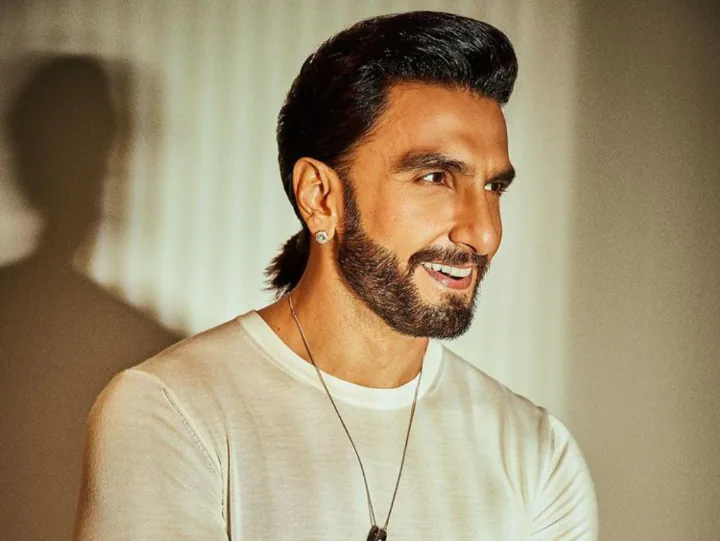 Ranveer Singh held a press conference for the first time after the photo shoot, he did not react to the controversy.

