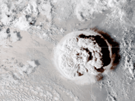 La erupción del volcán Tonga alcanzó el borde del espacio