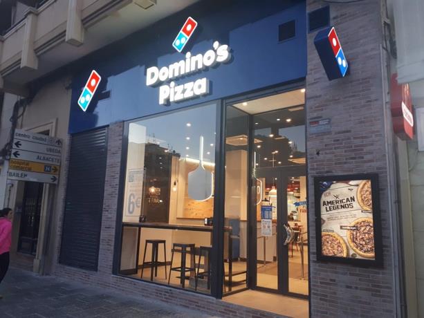Domino's Pizza loses the battle in Italy and closes all its franchises

