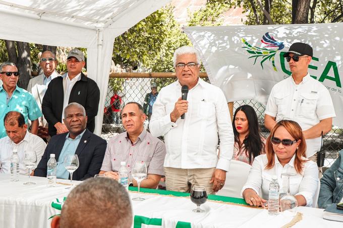 Gobierno paga RD$22 millones a Colonos Azucareros a través del CEA