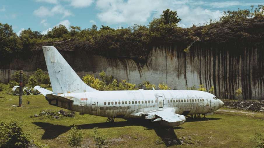 Indonesia Abandoned Plane- India TV Hindi News