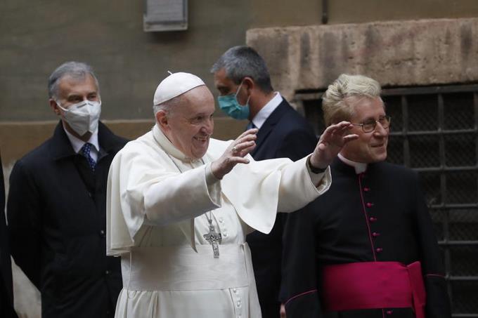 Papa Francisco: "pedimos al Señor misericordia y piedad para el atormentado pueblo ucraniano"
